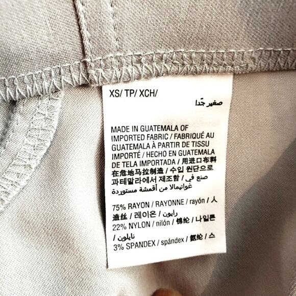 Style & Co. Gray Capri Mid Rise Comfort Waist XS - Picture 9 of 9